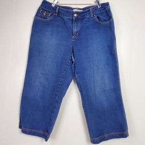 Tommy Hilfiger capri shorts size 18